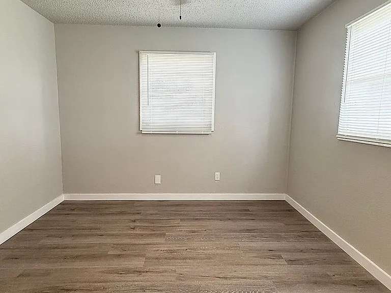 1732 E Dartmouth St — Photo 11
