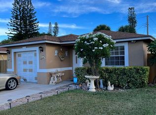 1345 W 26th Ct, Riviera Beach, FL 33404