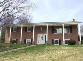 1145 Sunset Dr, Milton, PA