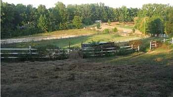 1st image of 776 Oak Dr E