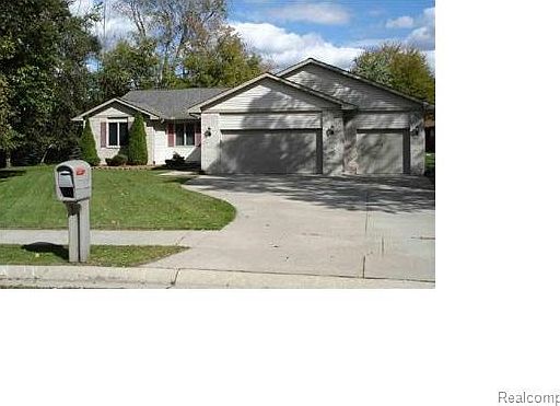 1st image of 2301 Blue Heron Ct