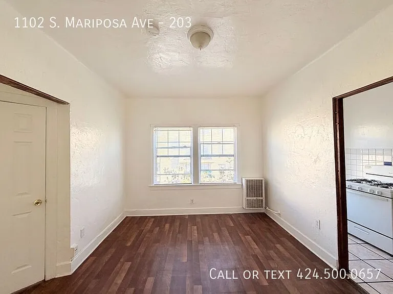 1102 S Mariposa Ave #203 — Photo 4