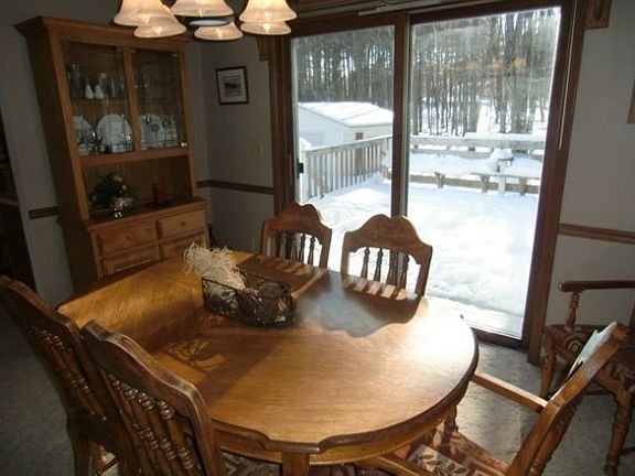 4th image of 2607 Nightingale Ln