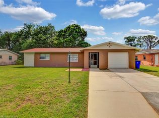 1203 Forest Rd, Sebring, FL 33872