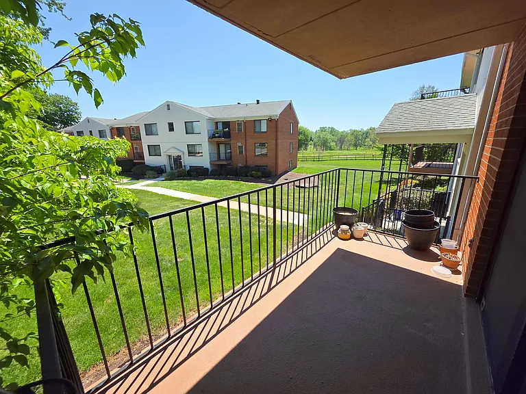 125 Clubhouse Dr SW #7 — Photo 14