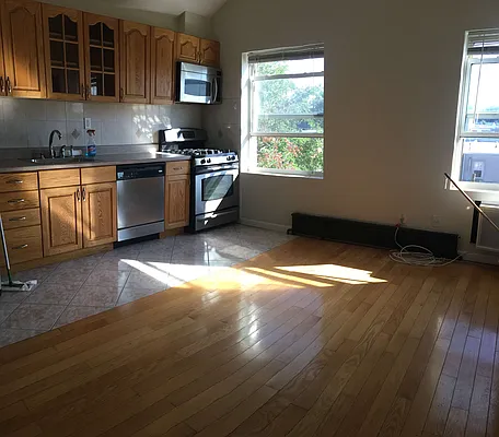 Rented by Voro New York | media 1