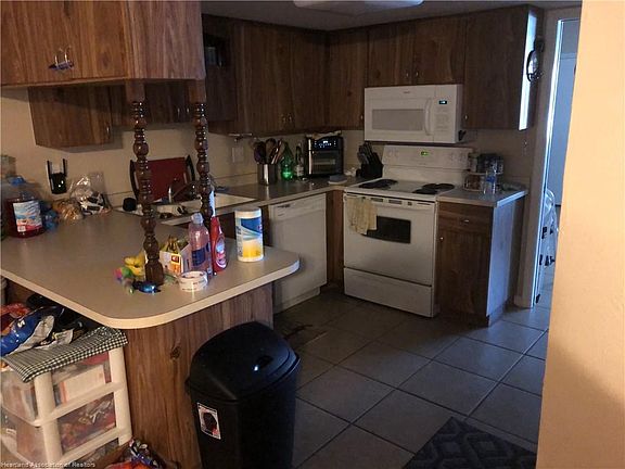 4th image of 31 Sunset Ln