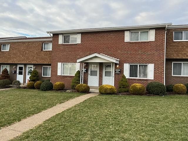 1st image of 11681 Parkway Dr
