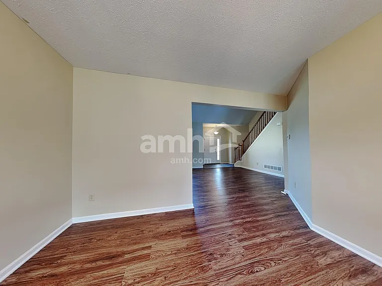 1371 Stableview Cir — Photo 5