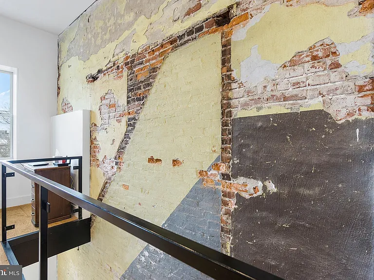 2020 E Fletcher St #1&2 — Photo 13