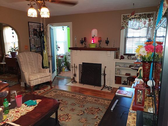 3rd image of 1103 Moreland Ave