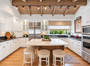 332 Poinsettia Ave, Corona Del Mar, CA 92625