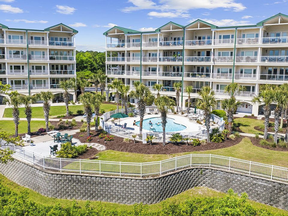 1st image of 915 Shoreline Drive W #112