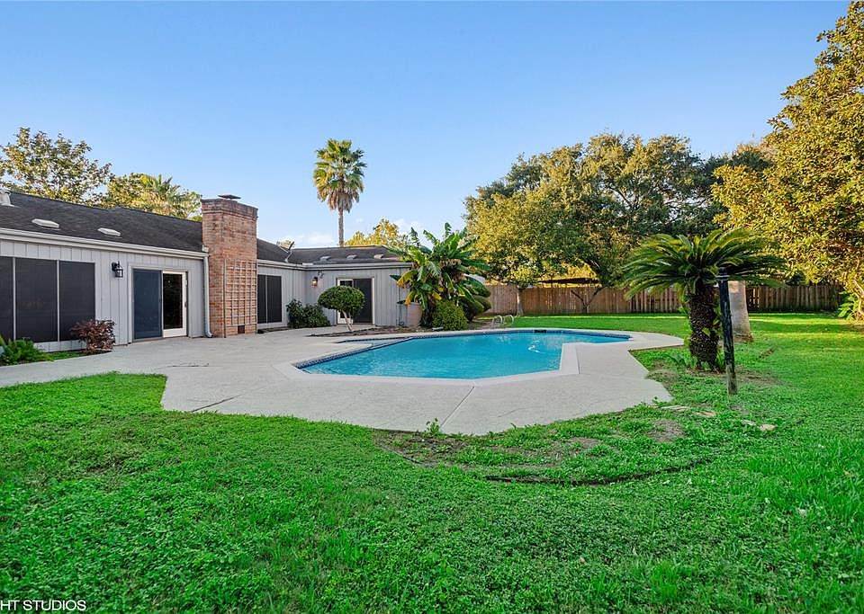 1st image of 10819 Villa Lea Ln