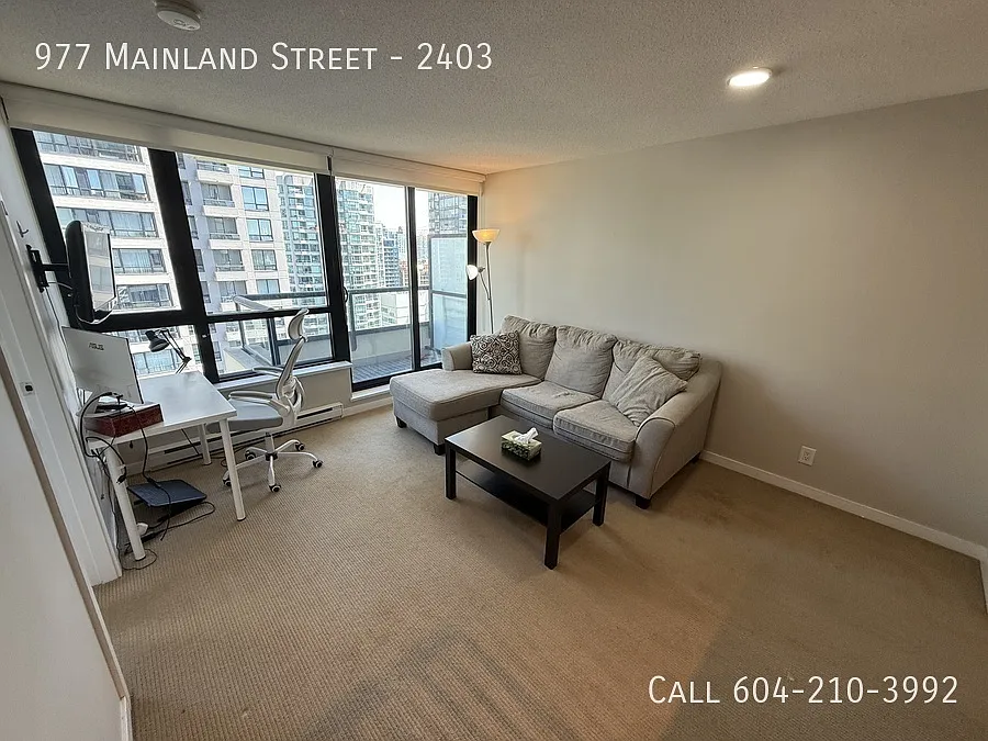977 Mainland St #2403