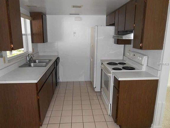 4th image of 2309 Sandalwood Dr