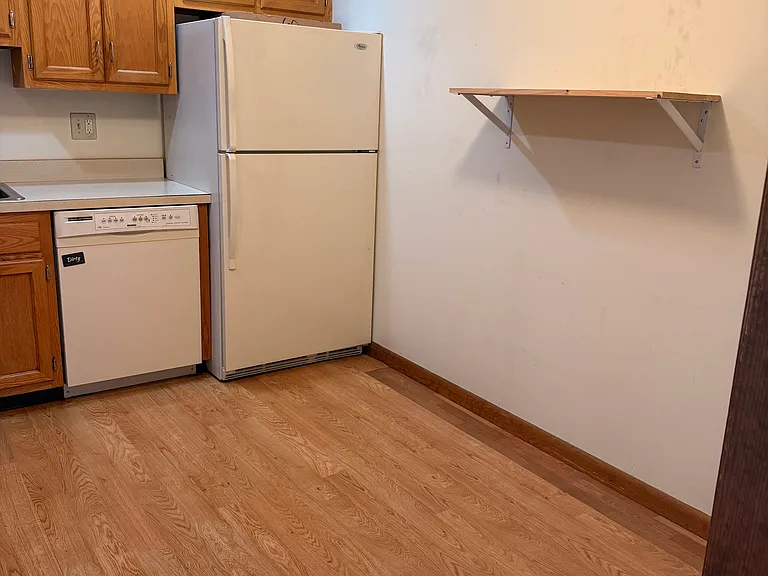 Eat in kitchen