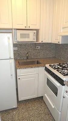 Rented by Goldfarb Properties | media 3