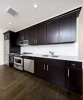 Rented by Nooklyn NYC LLC | media 18