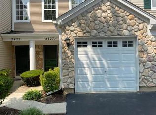 2427 Oak Tree Ln, Plainfield, IL 60586