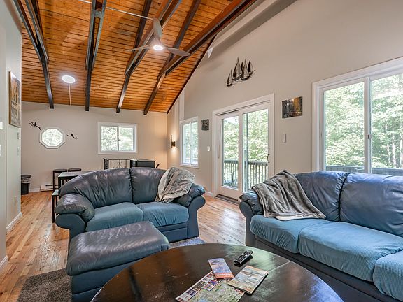 3rd image of 51 White Birch Dr
