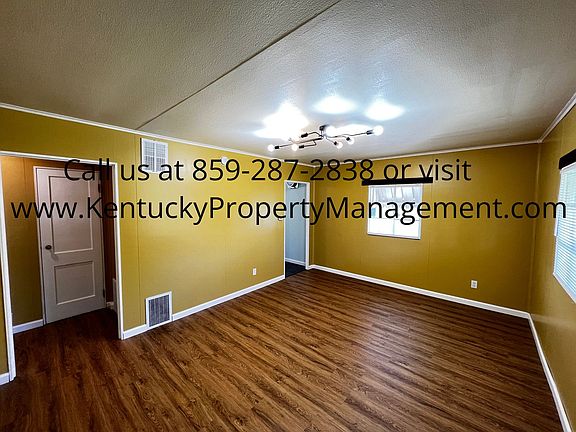 2nd image of 1050 Marcellus Dr
