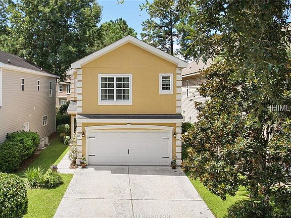 3rd image of 82 Gold Oak Dr