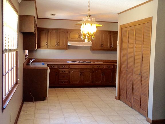 Kitchen with Breakfast Nook