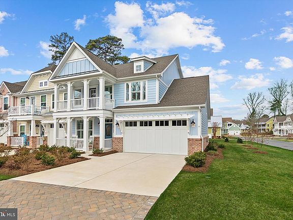 2nd image of 22194 Dune Cir