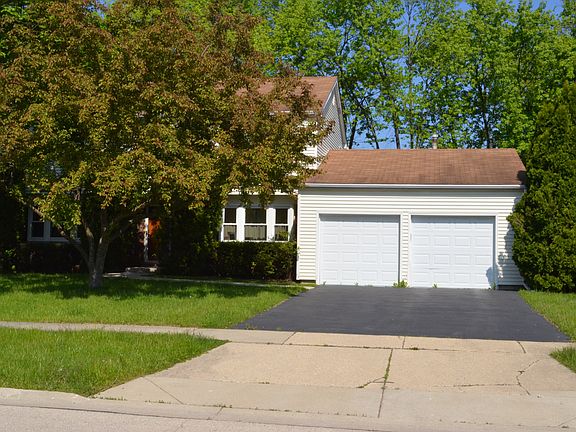 2nd image of 1002 Castilian Ct Unit B-309