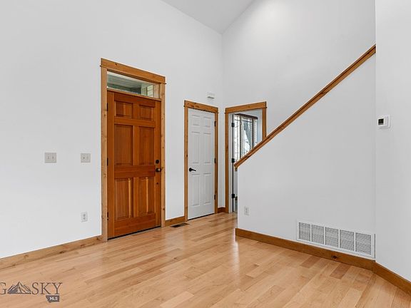 3rd image of 3922 Bosal St
