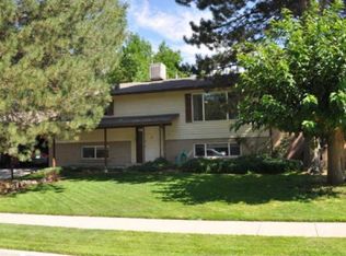 825 E Sunburn Ln, Sandy, UT 84094