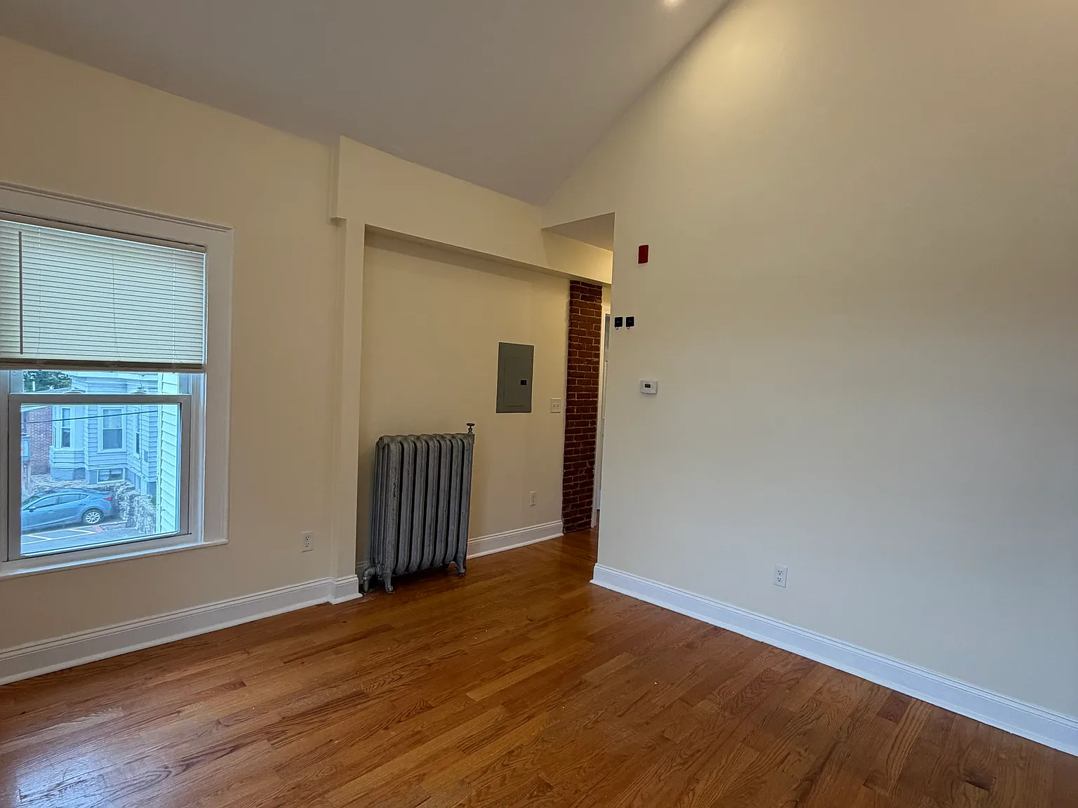 2 bed, $1,975 — Photo 3