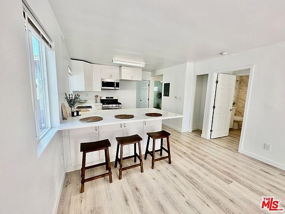 Kitchen, room entrances
