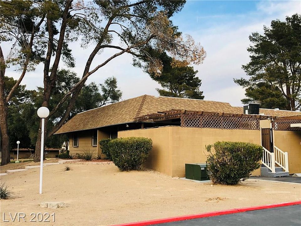 1st image of 2477 Paradise Village Way