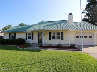 330 Little John Ln, Havelock, NC 28532