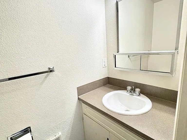 1120 Browns Point Blvd E #A — Photo 21