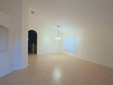 9783 Nonacrest Dr — Photo 2