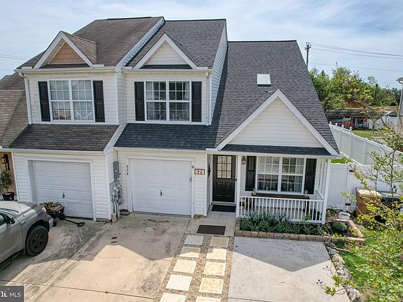2nd image of 628 Beechwood Ave