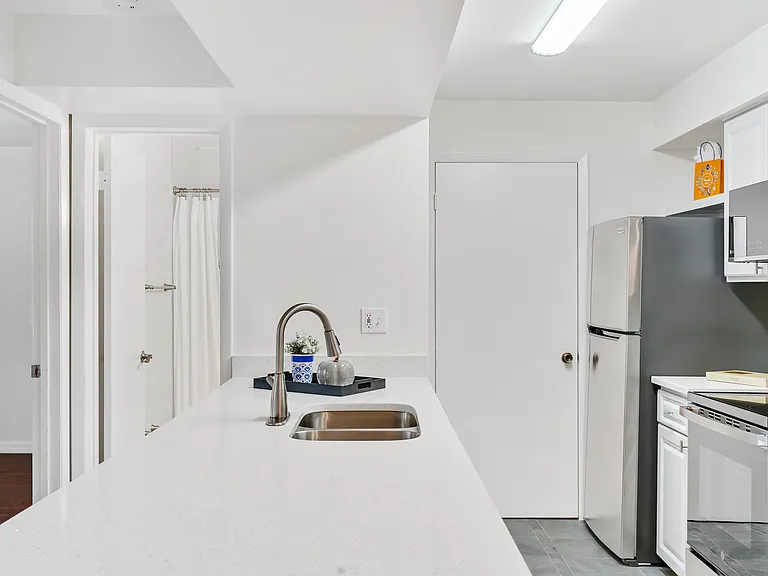 3012 Parkway Blvd #307 — Photo 5