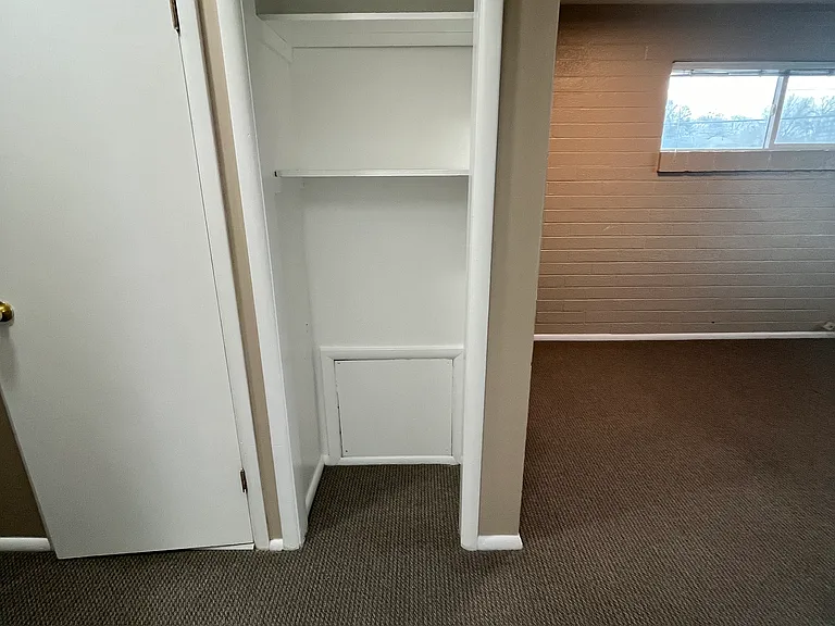 275 E Westminster Ave #1 — Photo 5