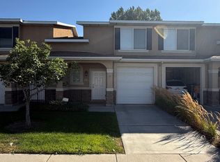 715 W Villa Bluff Dr S, Sandy, UT 84070