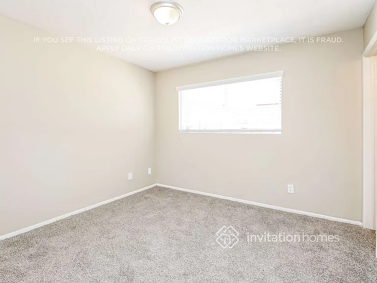 4335 E Nancy Ln — Photo 10