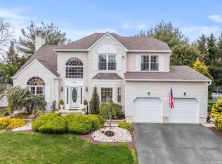 326 Mackenzie Dr, Jackson, NJ
