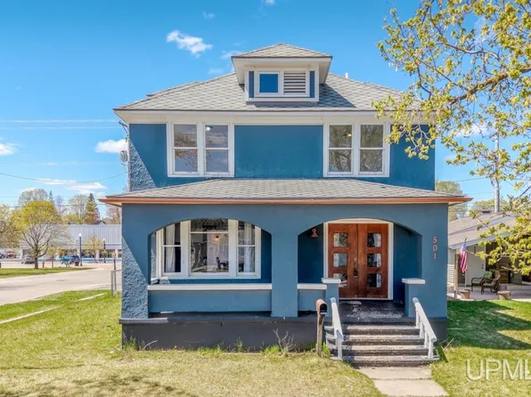 501 Iron St, Norway, MI 49870