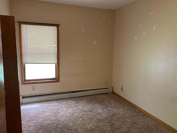 2nd image of 2014 Emerson Ave S #6
