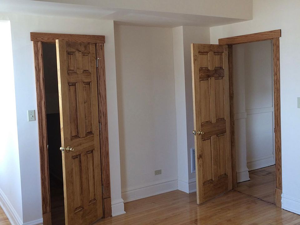 1st image of 3655 W Belmont Ave APT 2F