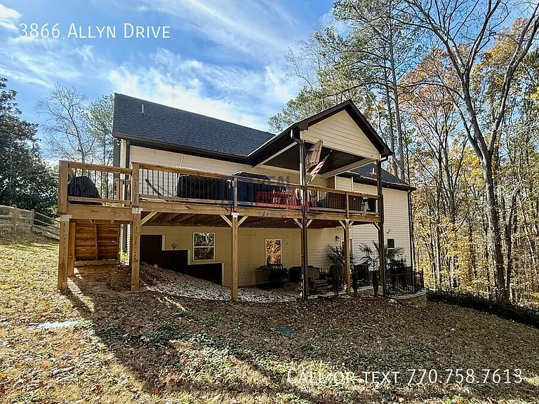 3866 Allyn Dr NW — Photo 25