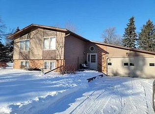 716 W 11th Ave, Webster, SD 57274