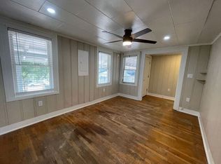 2012 Sanguinet St, Ft Worth, TX 76107